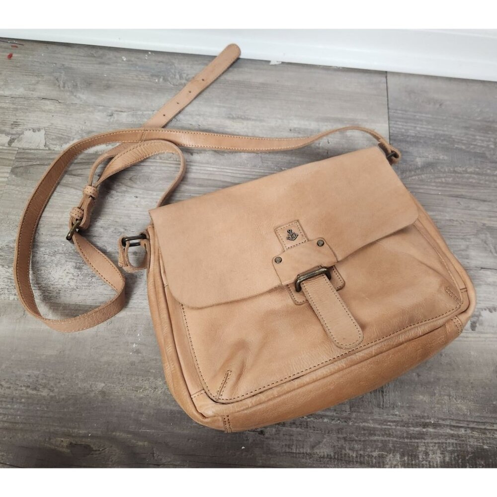 Harbour 2nd Crossbody Bag Multiple Pockets Light Tan Leather